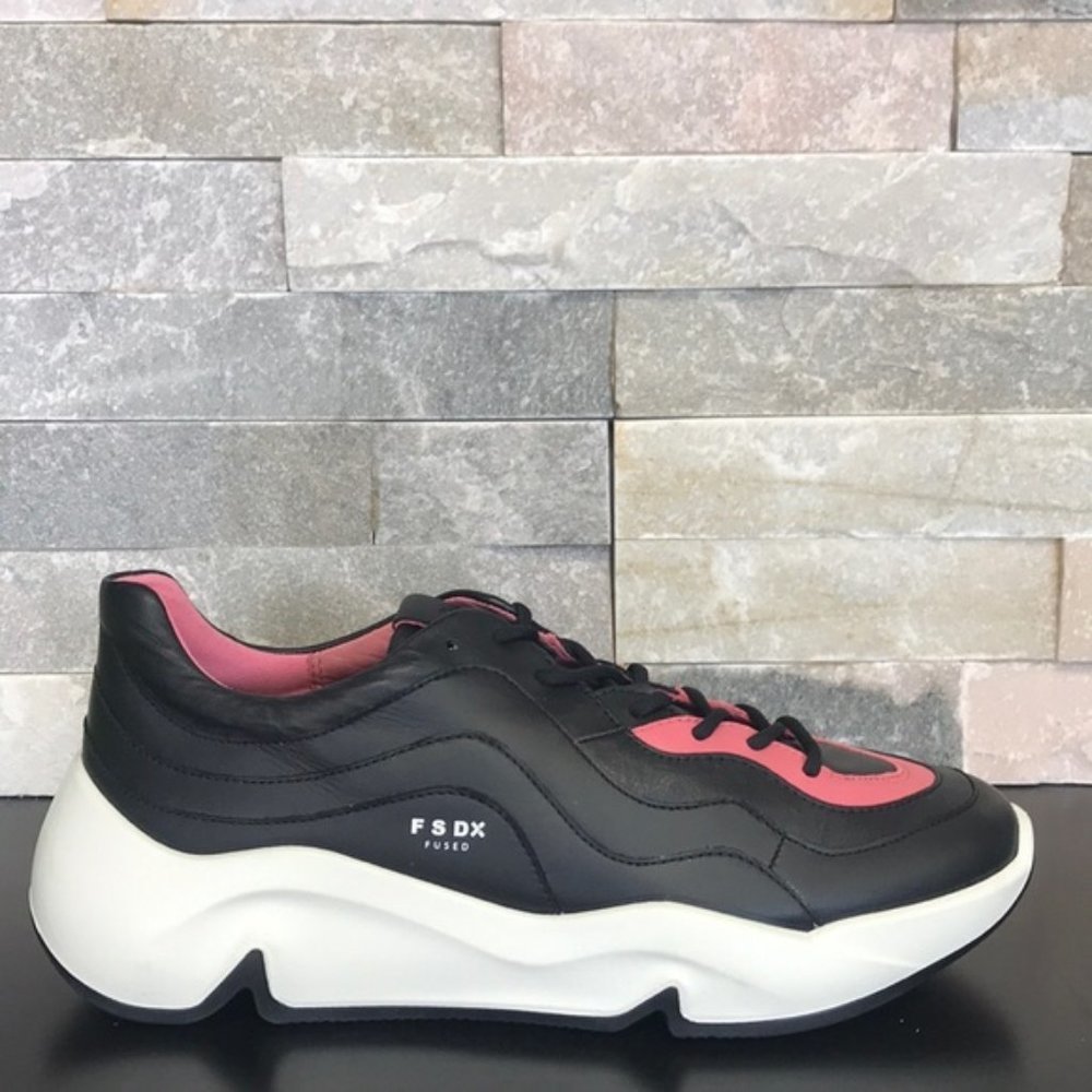 ECCO Chunky Tie Women's Sneaker - Picture 3 of 5